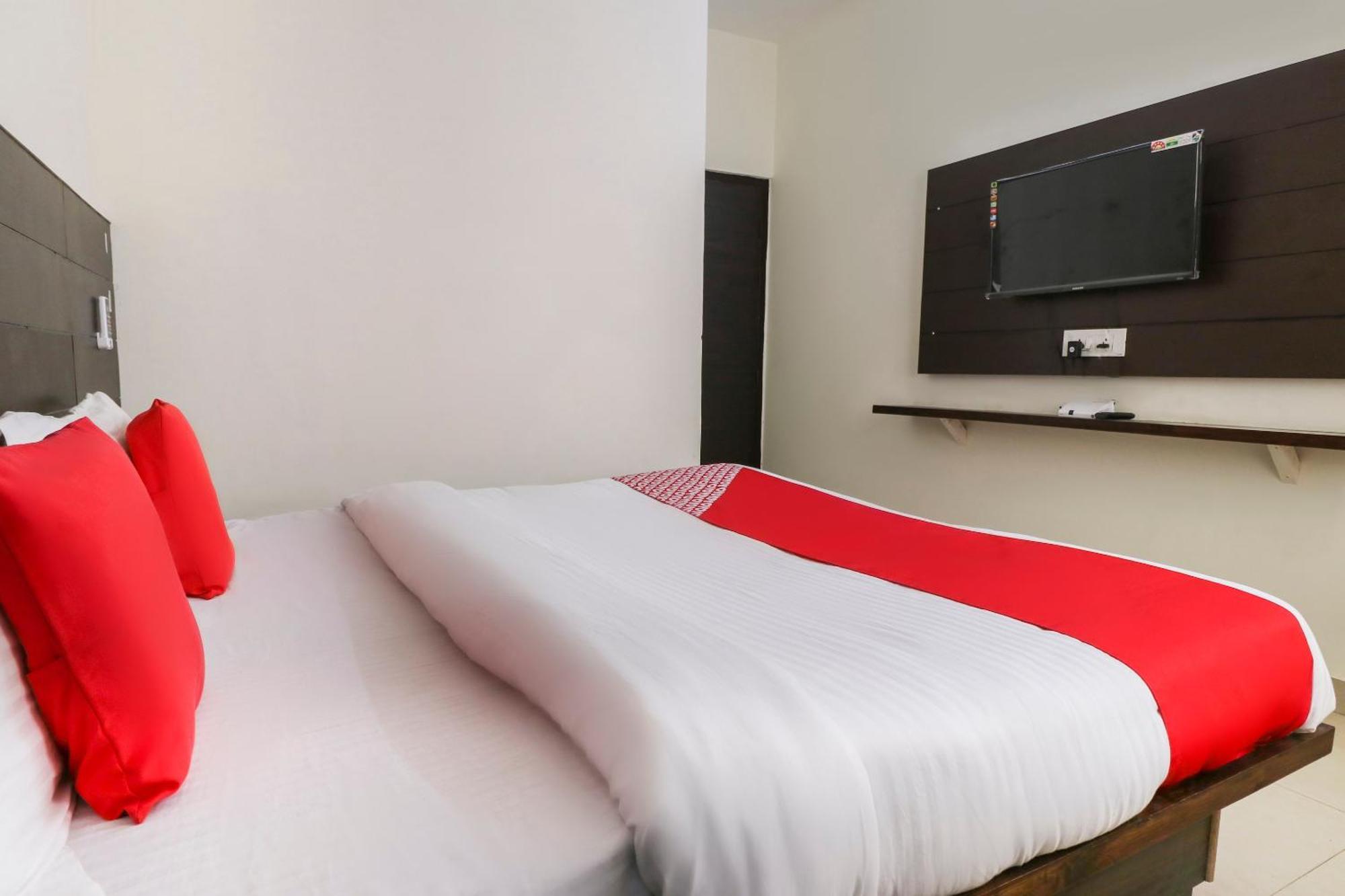 Hotel O Red Ark Landran Εξωτερικό φωτογραφία